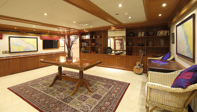 Pandaw MY Andaman Explorer Interior 1.jpg
